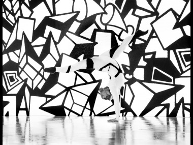 Picture Dance